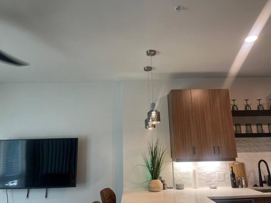 Located Modern West Midtown * Atlanta
