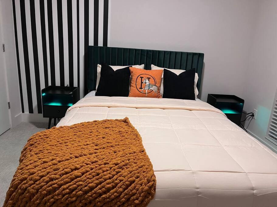 Located Modern West Midtown *
