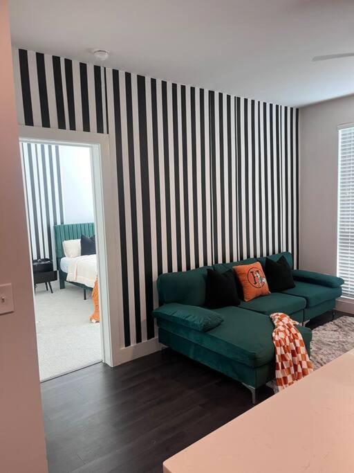 Apartment Located Modern West Midtown