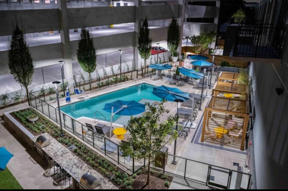 Apartment Located Modern West Midtown